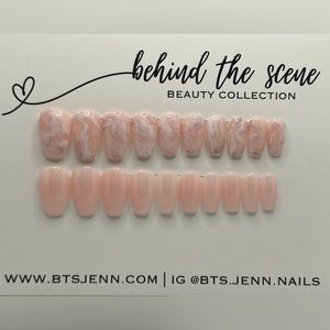 Pink Marble Press On Nail Set 20pc